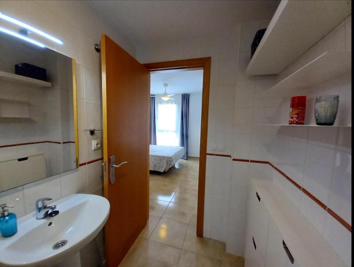Modern House With 2 Bedrooms Near The Beach Кастильо-дель-Ромераль Экстерьер фото